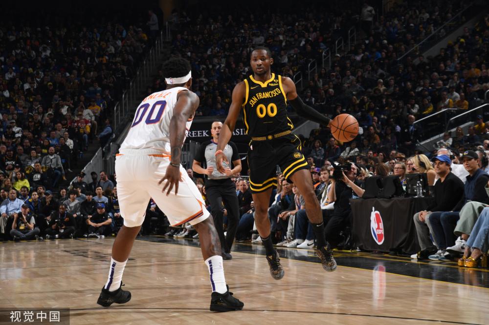 苏超的火爆 苏超的火爆